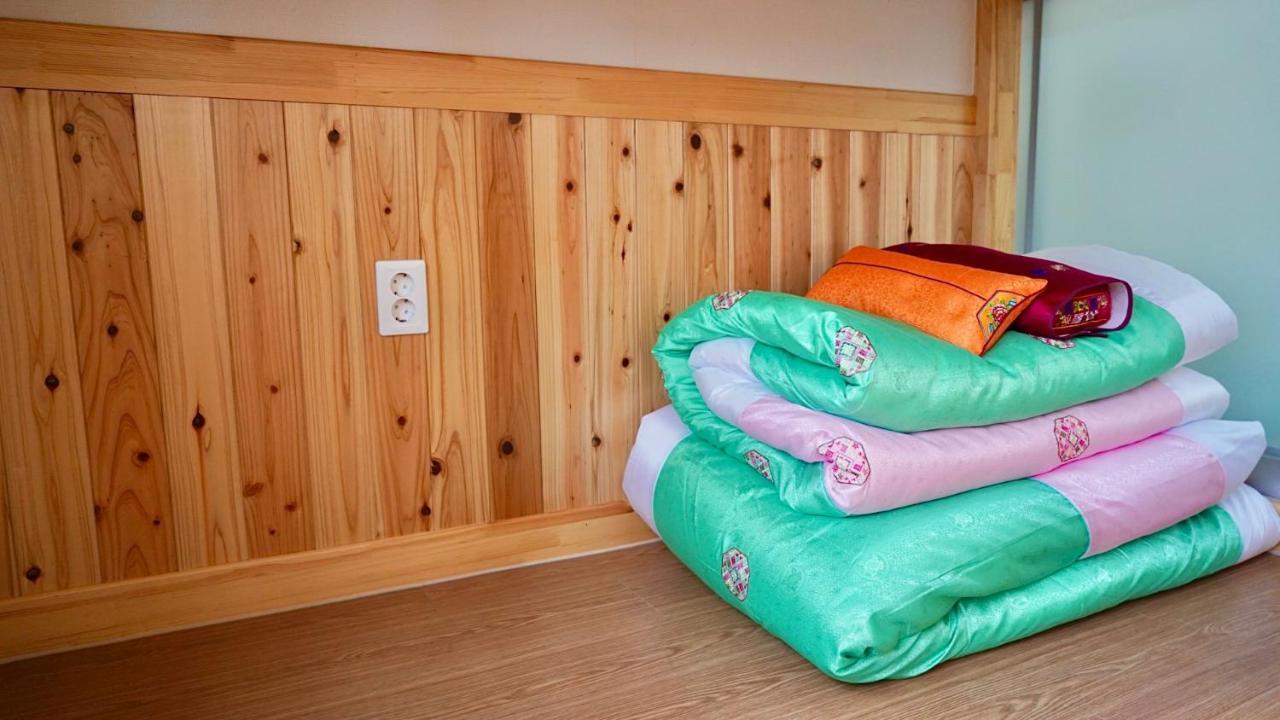The Jeongga Hostel Csondzsu Kültér fotó