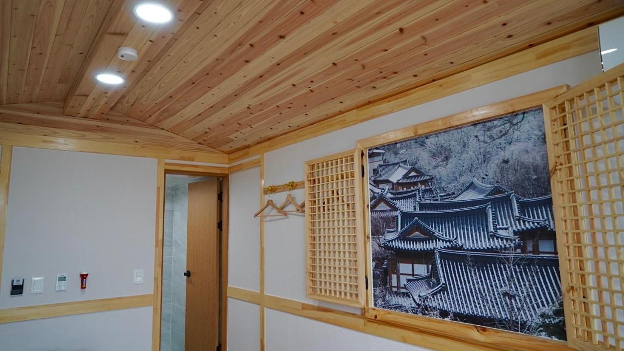 The Jeongga Hostel Csondzsu Kültér fotó