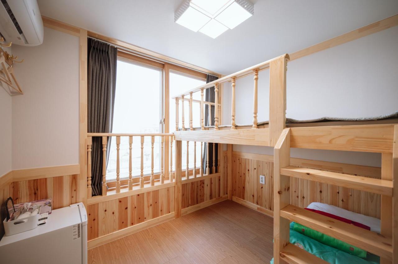 The Jeongga Hostel Csondzsu Kültér fotó